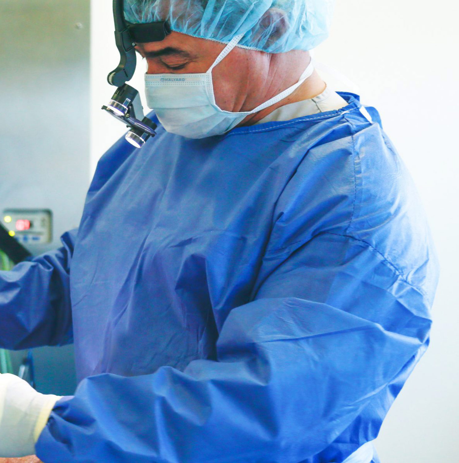 Form Dr Quiroz ENG Cosmed Clinic